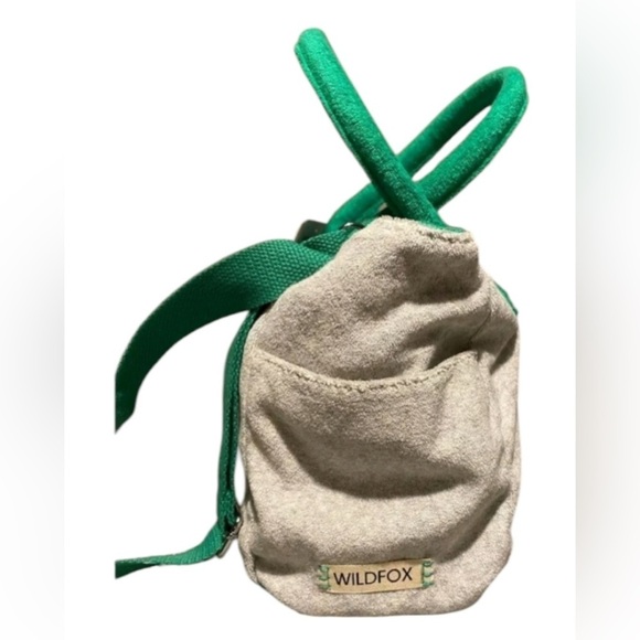 Wildfox pineapple small tote bag NWT. Cotton / poly. Grey, green and yellow. - Picture 2 of 6